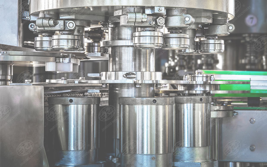 易拉罐灌裝機(jī) 易拉罐灌裝機(jī)